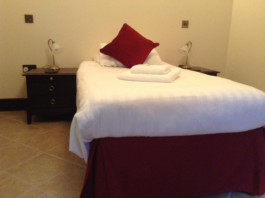 Mundford The Crown Hotel חדר תמונה
