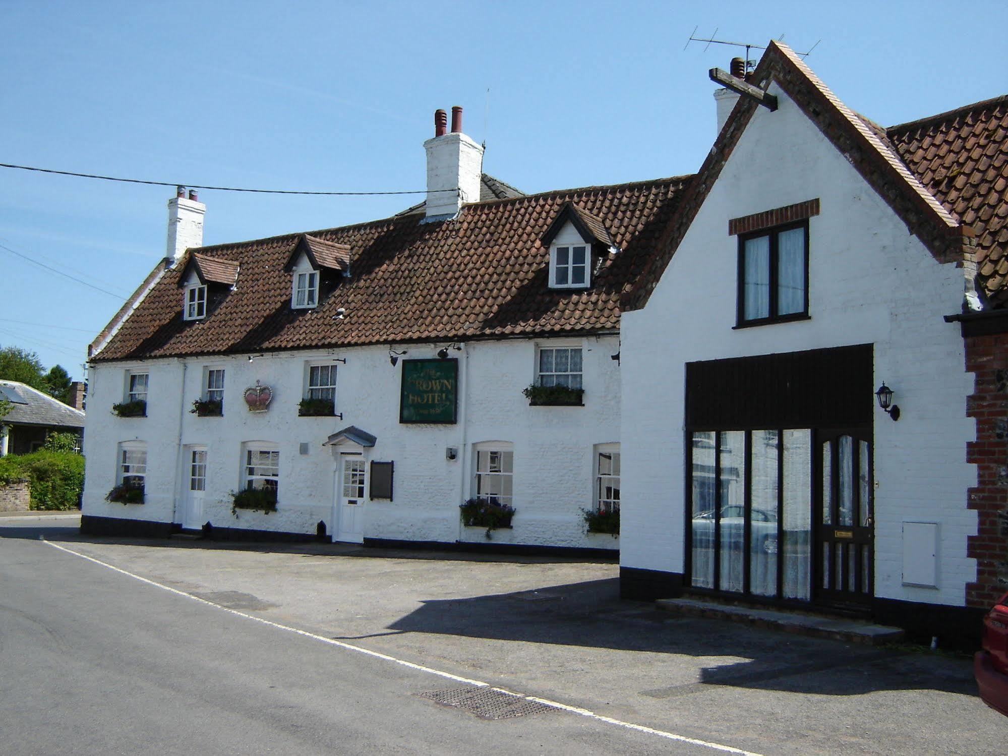 Mundford The Crown Hotel מראה חיצוני תמונה